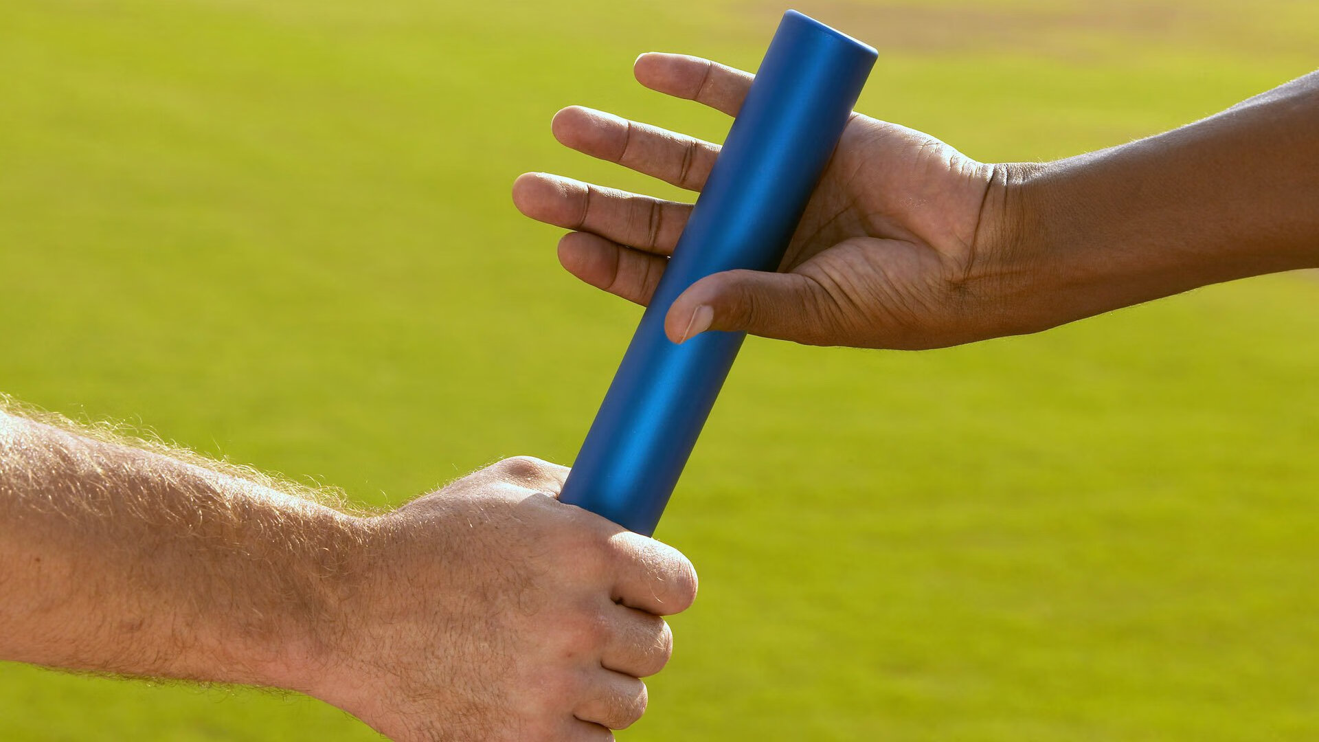 “从青涩新星到核心球员:萨尔·巴赫的快速成长”